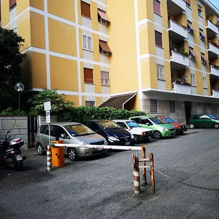 בית הארחה St. Peter Area Luxury רומא