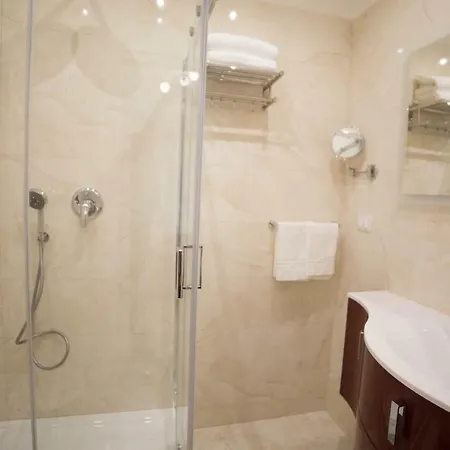 St. Peter Area Luxury בית הארחה רומא